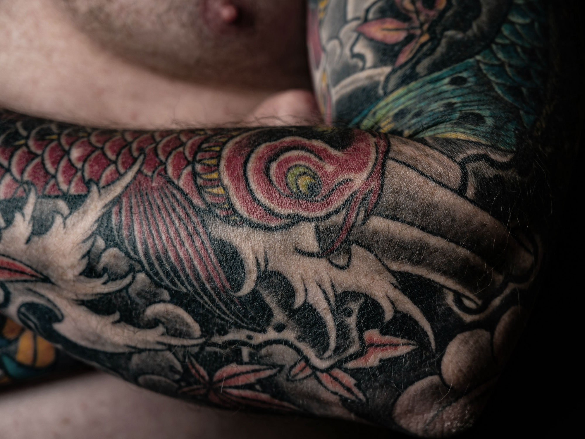 Die Geschichte der Tattoos – Kunst, Identität und Ausdruck, die unter die Haut geht